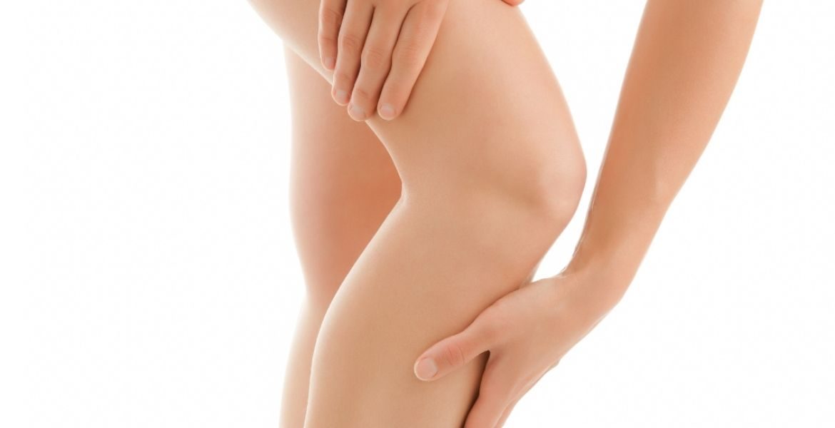 JETSET CLINIC HILTON pomarszczona skóra wokół kolan