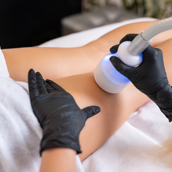 JETSET-CLINIC-Klinika-Medycyny-Estetycznej-warszawa-cryo-t-shock